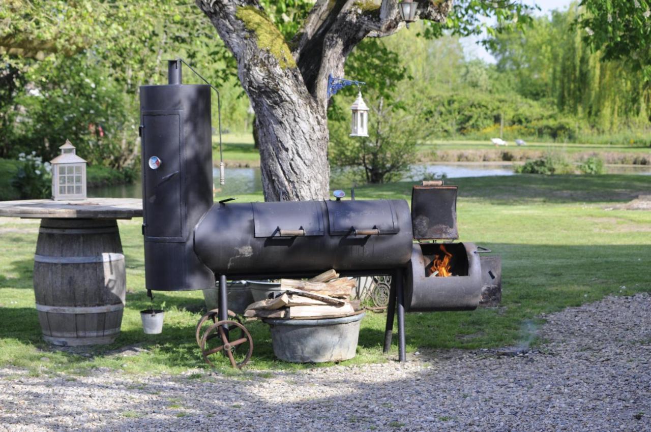 Domaine Ramonjavel, Glamping & Alpaca'S Acomodação com café da manhã Fongrave Exterior foto