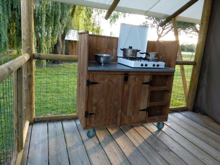 Domaine Ramonjavel, Glamping & Alpaca'S Acomodação com café da manhã Fongrave Exterior foto